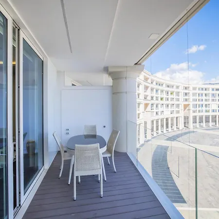 Apartamento Crescent Luxury Retreat - Seafront Scala E