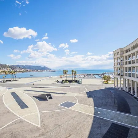 Crescent Luxury Retreat - Seafront Scala E Apartamento *