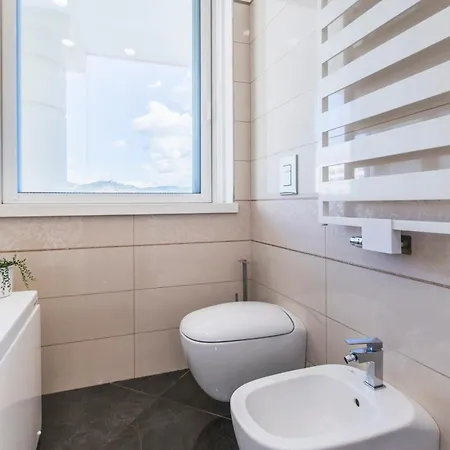 Apartamento Crescent Luxury Retreat - Seafront Scala E Salerno